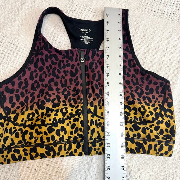 Torrid 2 zip front wireless active sports bra top BC 2632 - Picture 3 of 8